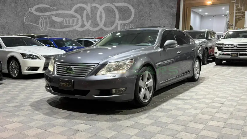  Lexus LS 